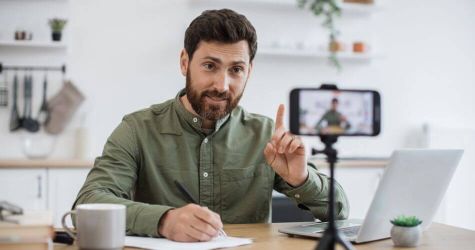 Build trust online for real estate. Estate agent showing up online making videos