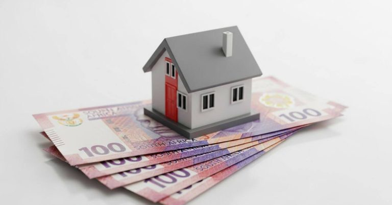 Brackenfell seniors downsizing financial solutions. Financial solutions for seniors downsizing, showing a model house on South African money.